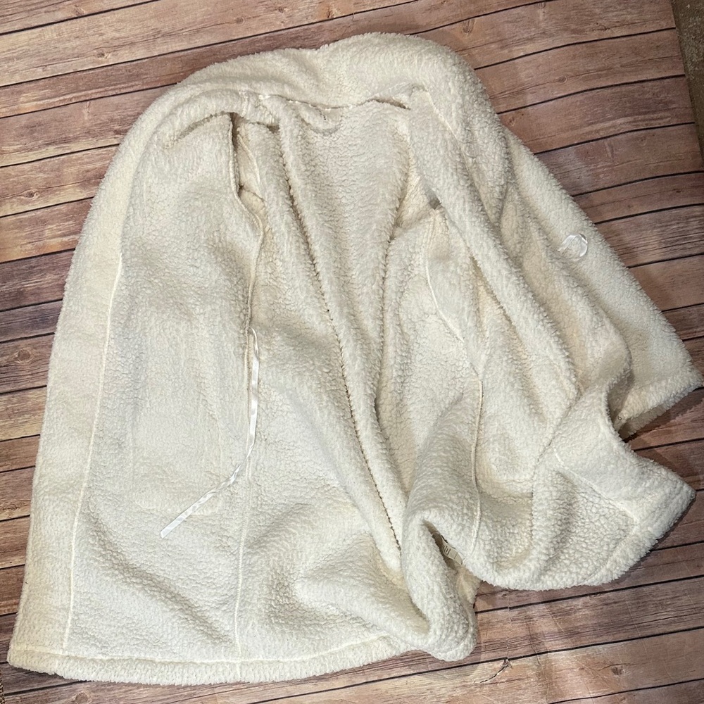 Pottery Barn Cozy Robe - Picture 9 of 14